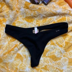 Victoria’s Secret pink thong black size medium nwt